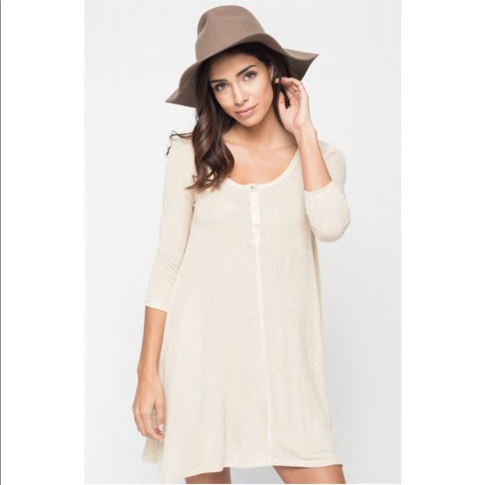 BNWT Caralase Signature boutique dress